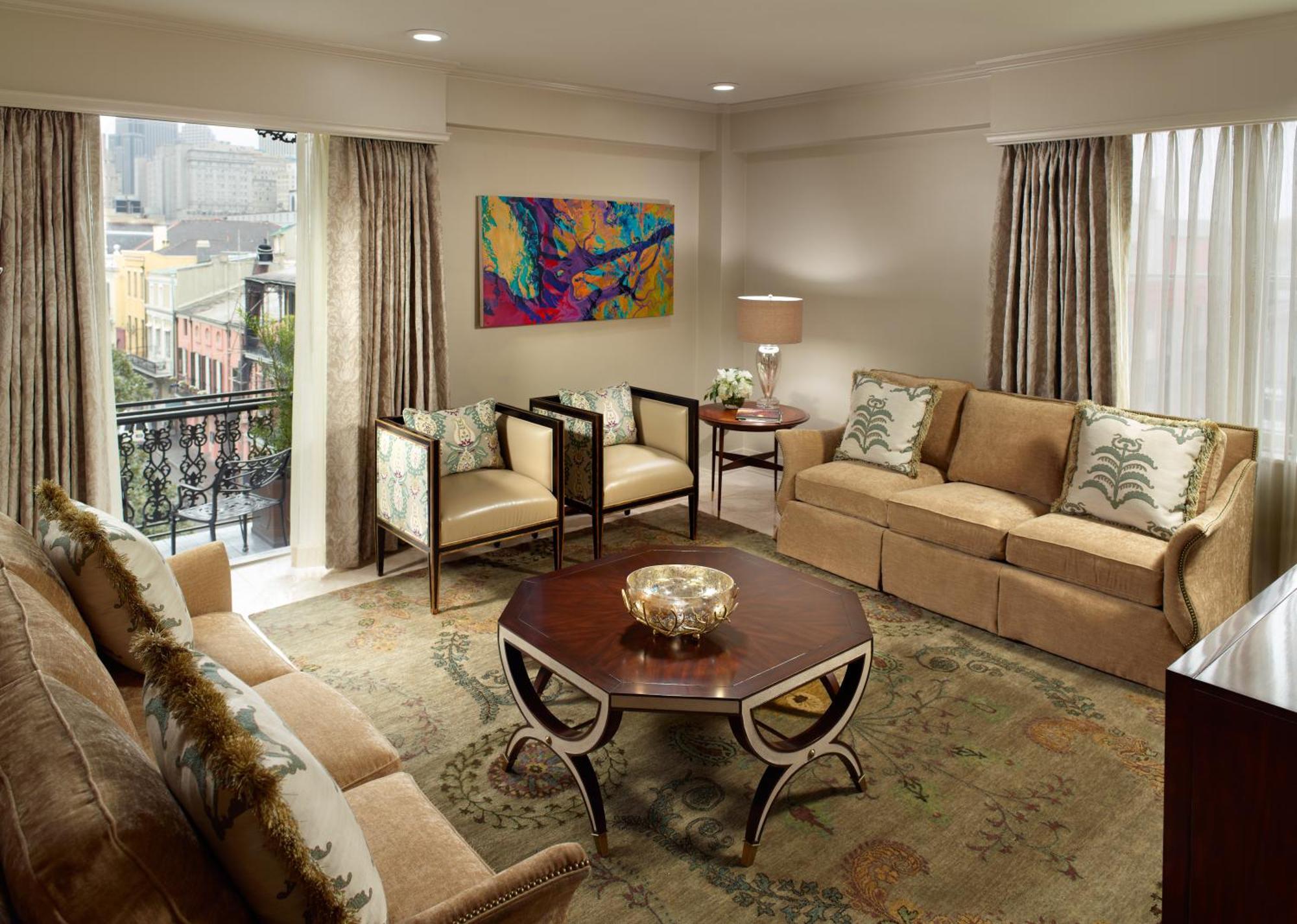 Luxury Royal Suite 1 King Bed