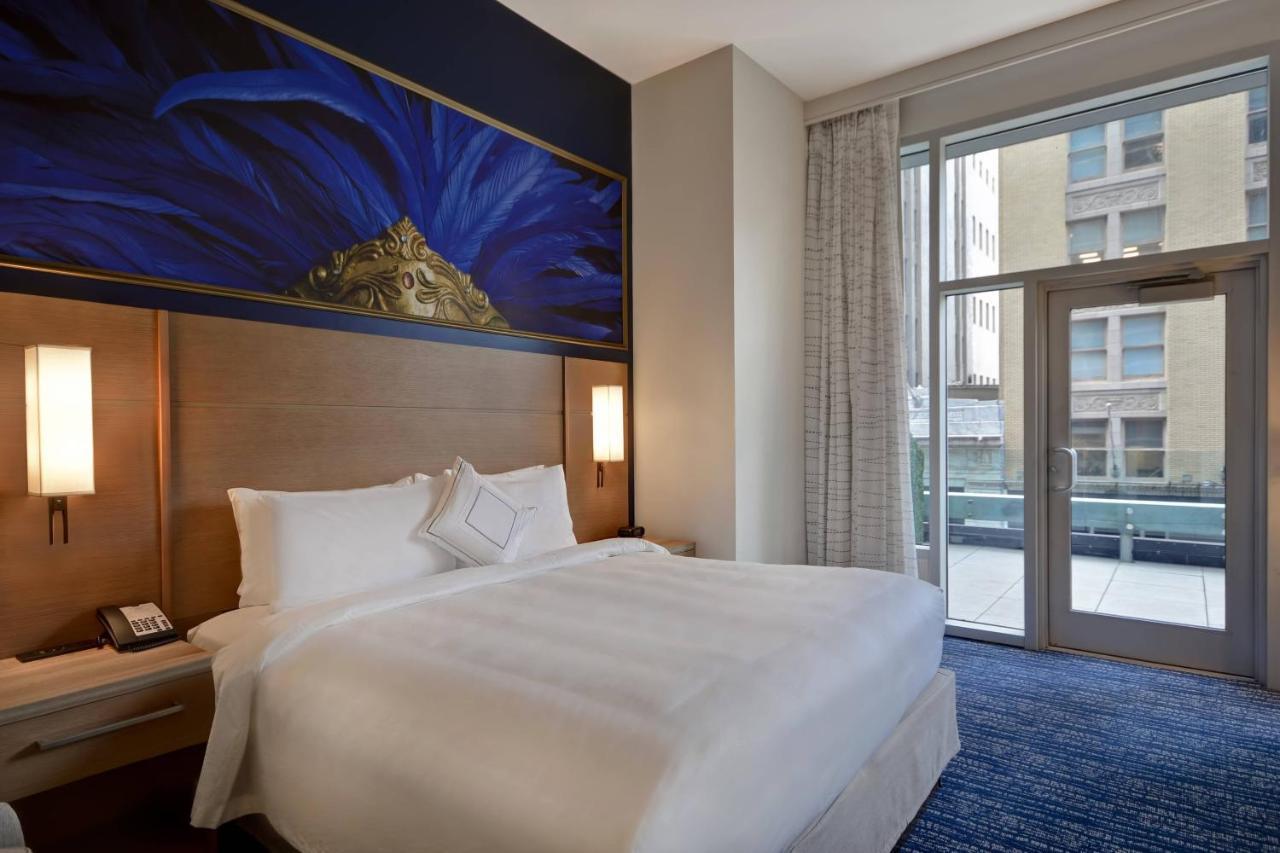 3rd Floor Balcony, Larger Studio, 1 King, City view, Balcony
