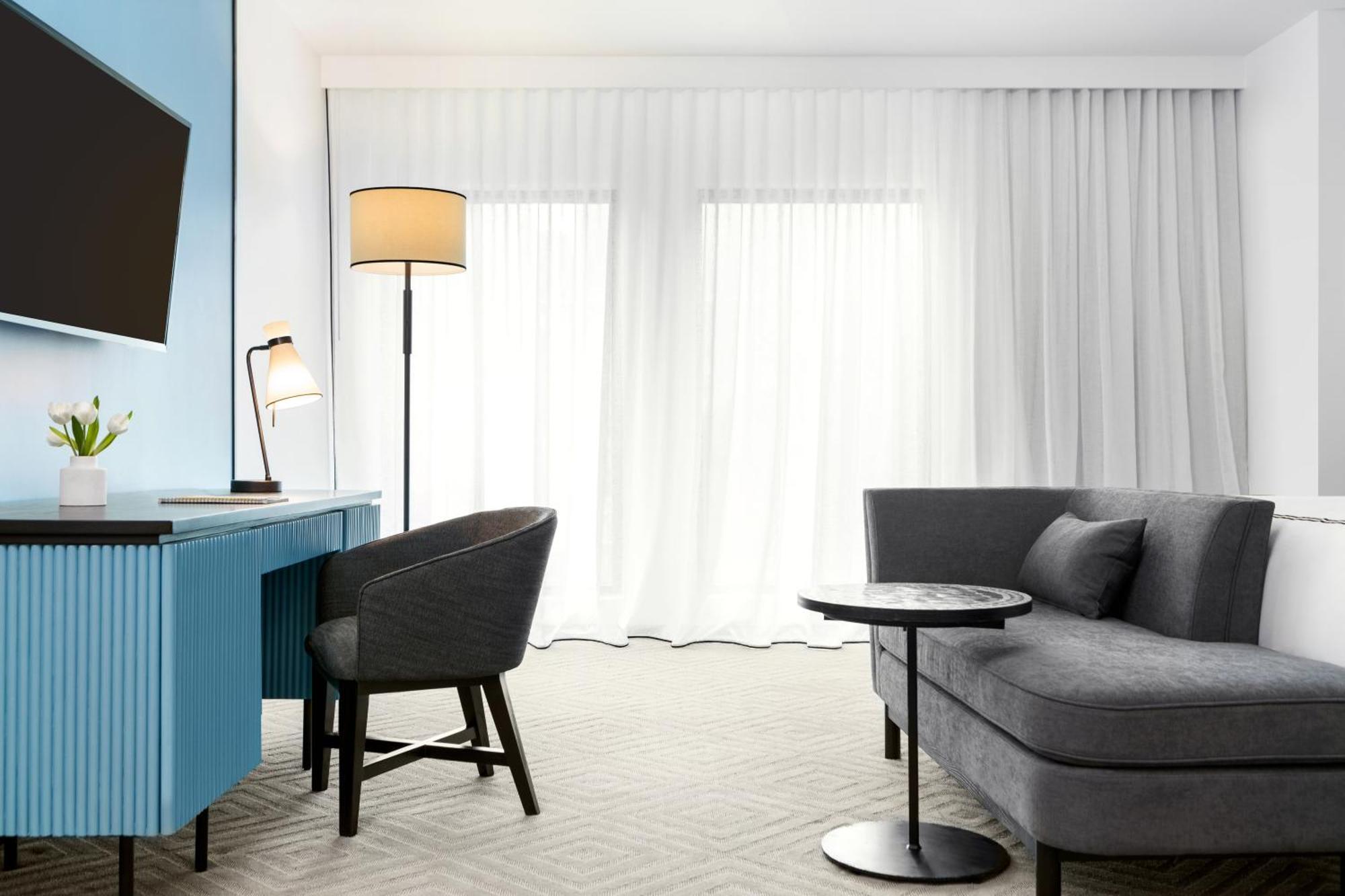 Premium King Room City View