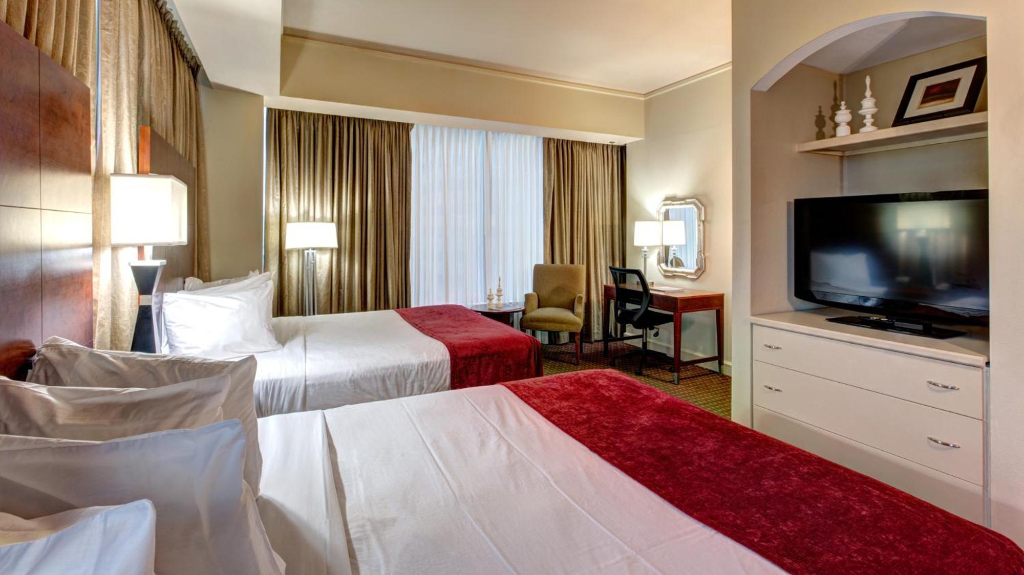 Queen Room Two Queen Beds City View,685075752:JPEG
