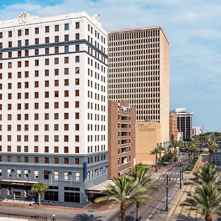 Hampton Inn & Suites New Orleans Canal St. French Quarter-3