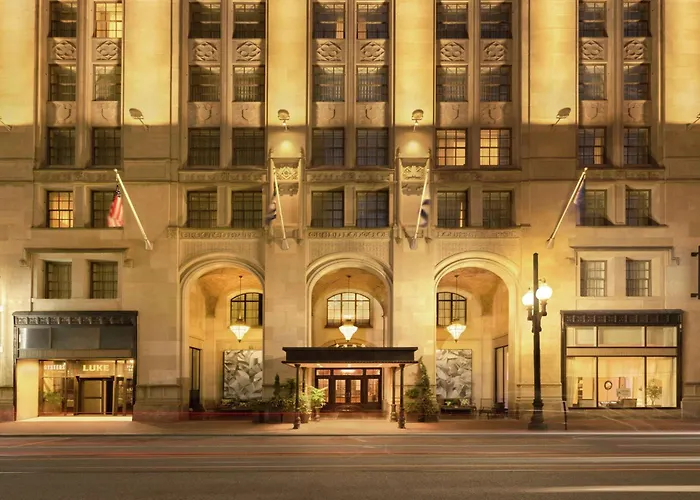 Hilton New Orleans / St. Charles Avenue Hotel