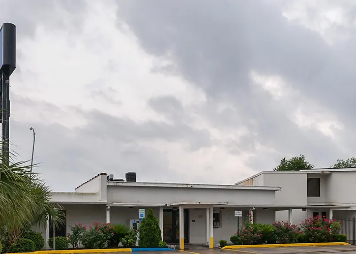 Motel 6-New Orleans, La - Near Downtown